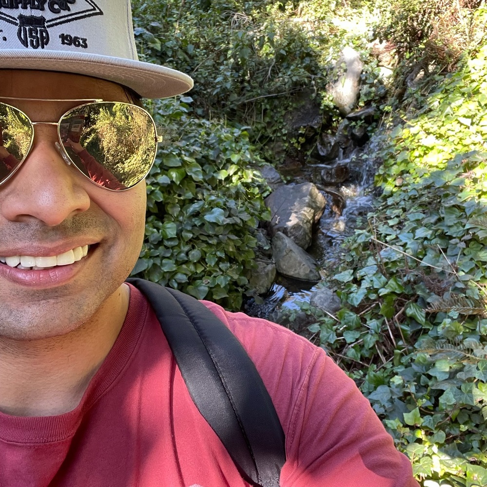 Meet your Posher, Amir